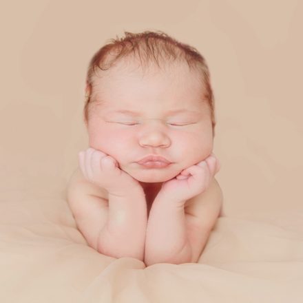 Photo of Ivy with cream background, Cute baby pose, ideas, Meagan Sarah Photography, Leeds