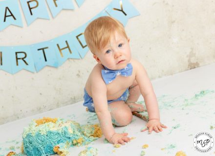 little blue ombre cake smash in Leeds