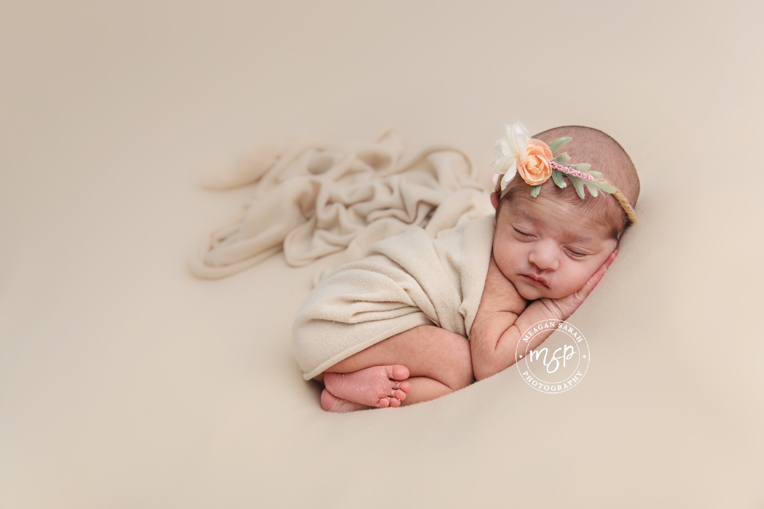 20181219_7133_Newborn_Maya-Nour_Meagan_Sarah_Photography_Leeds_WEB.jpg
