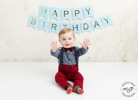 happy smart Cake smash,