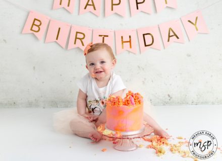 Adorable peach cake smash
