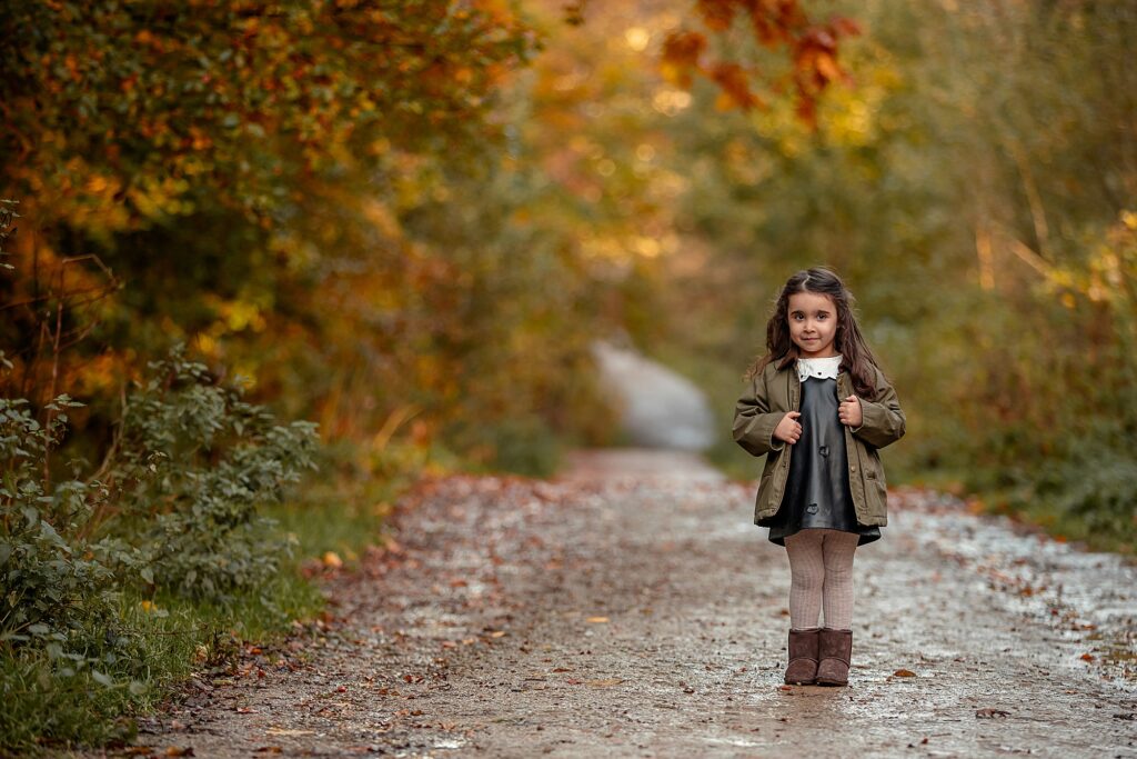 Autumn mini photoshoot for families. Otley Chevin, Roundhay Park and Horsforth. Warm leaves.